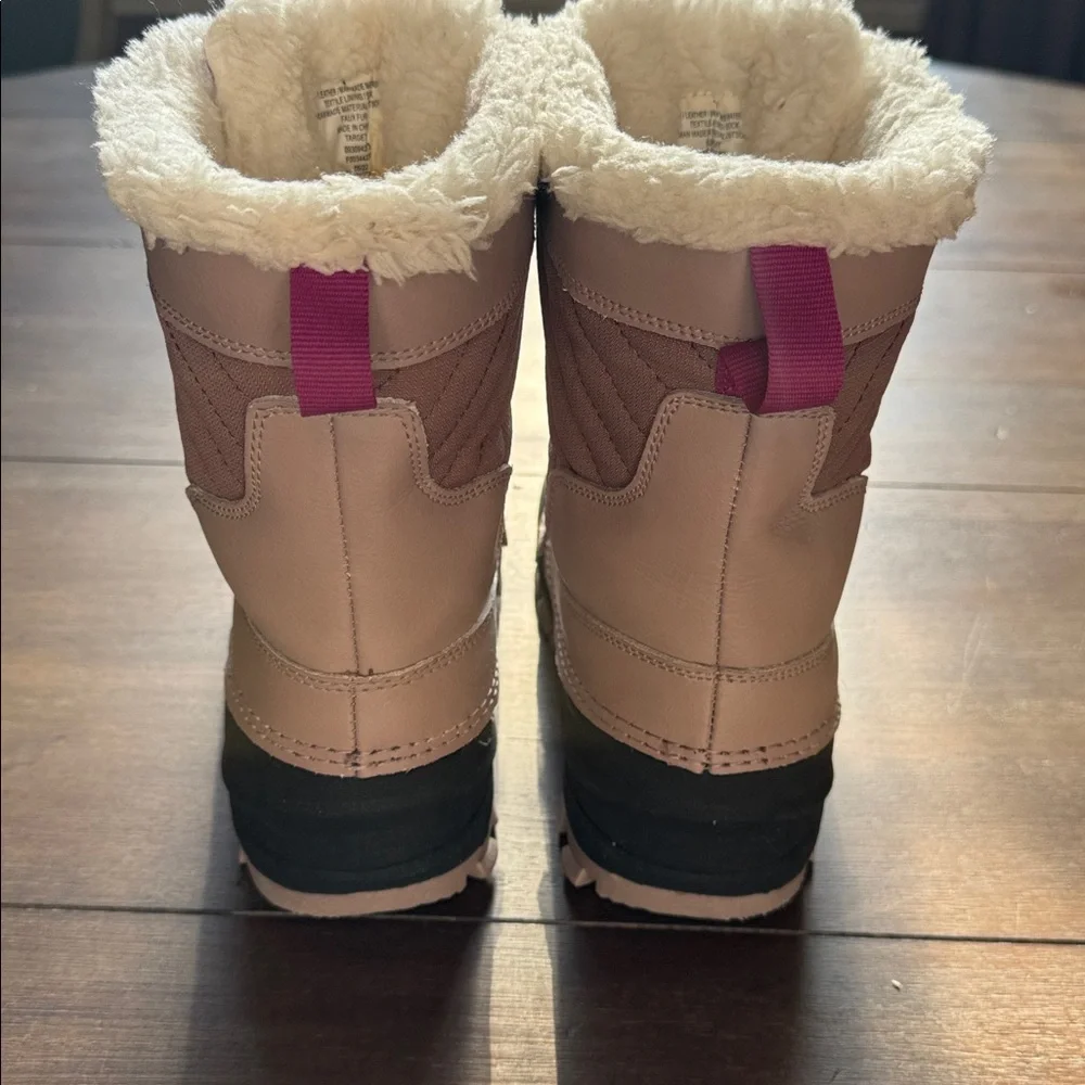 Size 1 all in motion snow Boots - Picture 4 of 13